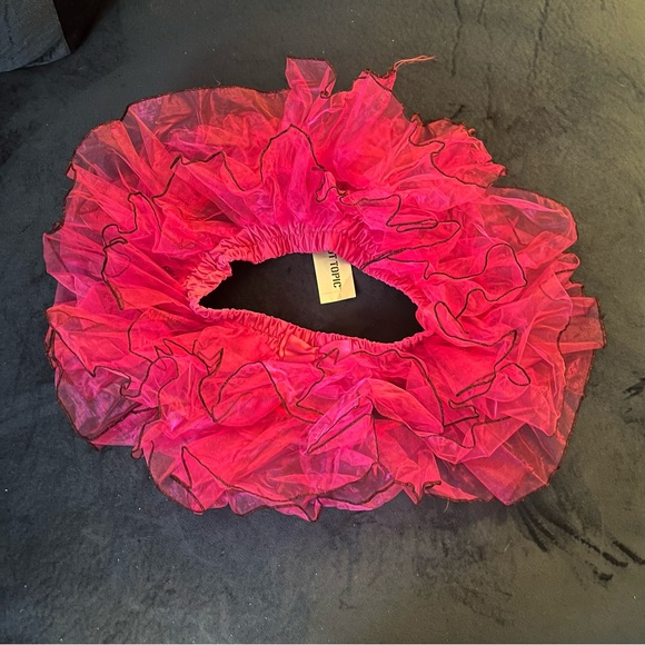 NWT Hot Topic Wings & Tutus - Picture 5 of 7